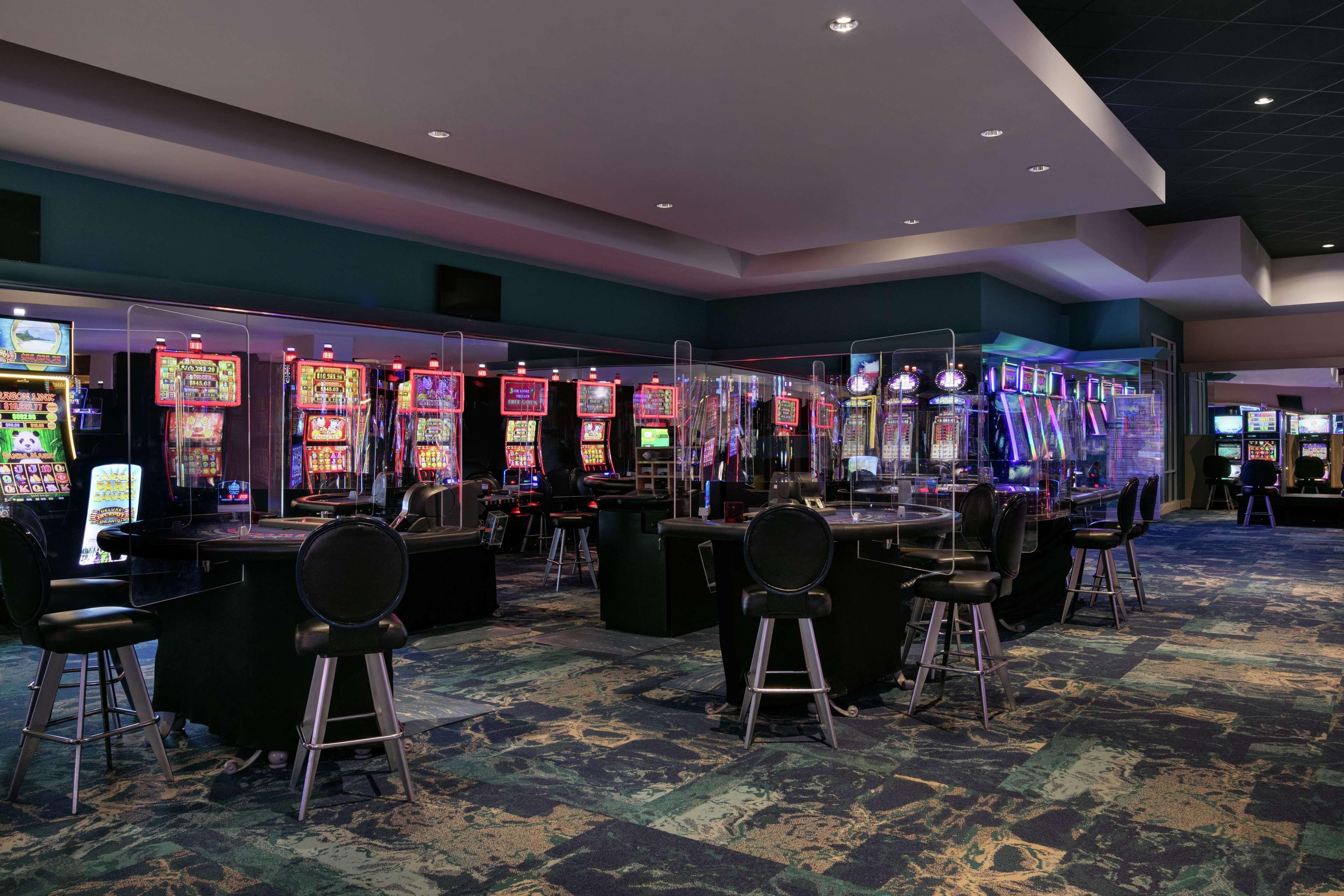 Embassy Suites By Hilton San Juan - Hotel & Casino Exterior photo