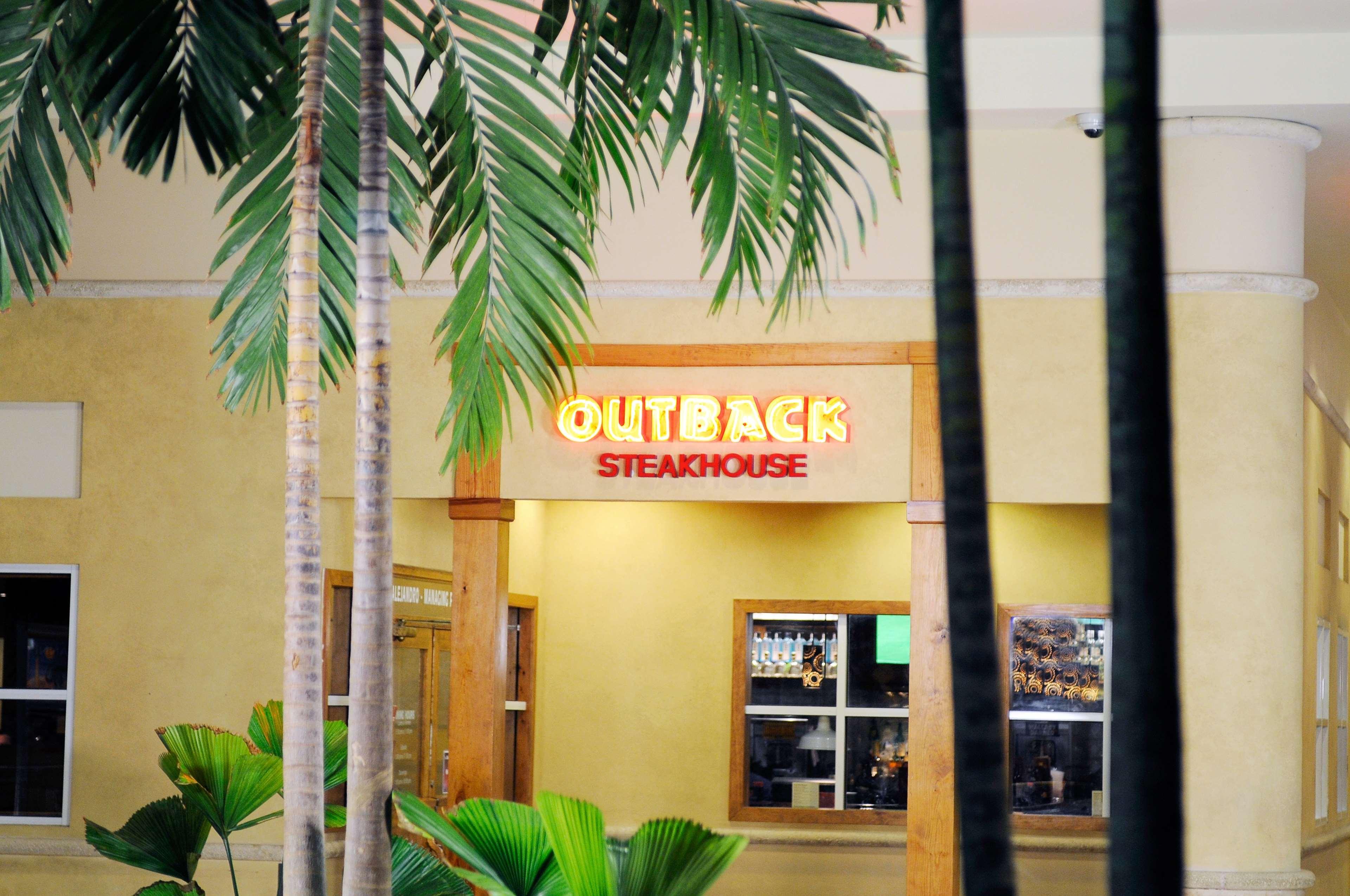 Embassy Suites By Hilton San Juan - Hotel & Casino Exterior photo
