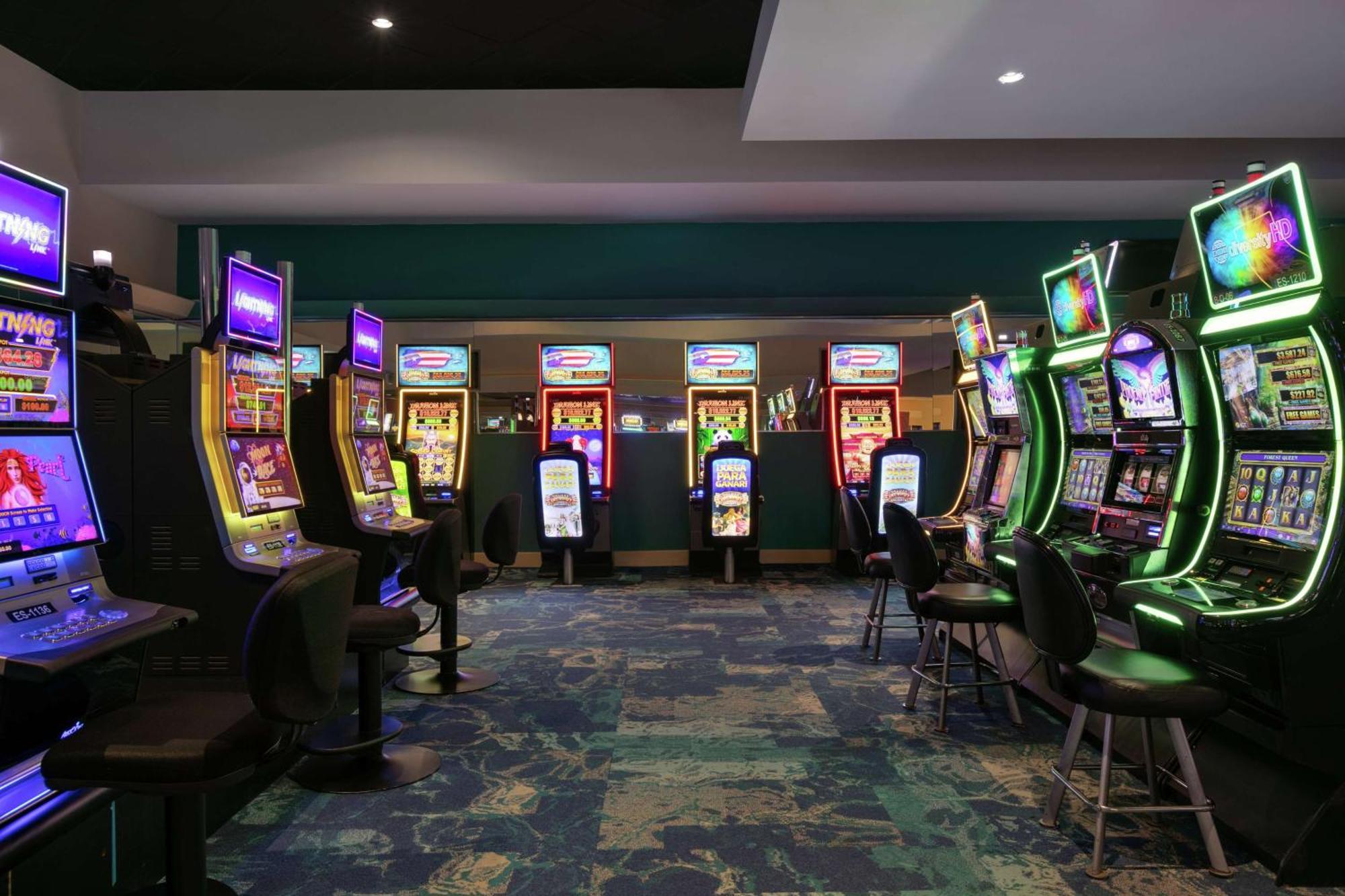 Embassy Suites By Hilton San Juan - Hotel & Casino Exterior photo